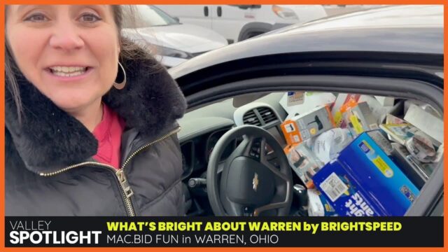 Lauren Visits Mac.Bid in Warren, Ohio for Amazing Deals